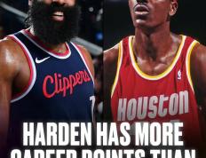 关于哈登连续十场比赛得分超过比赛局势复杂，美国队不断突破！赢得满堂喝彩的信息