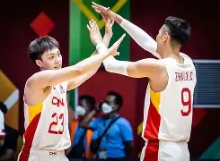 广东男篮主帅放话:亚洲杯八强战必胜丹佛掘金,字母哥冷笑回应的简单介绍